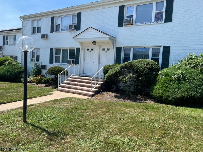 For Rent $2,400/month