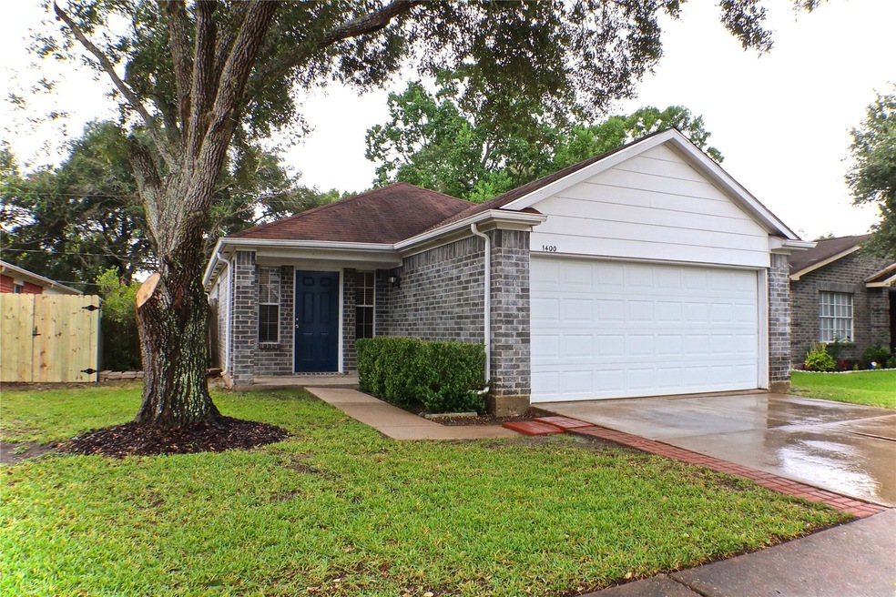 1400 Wilson Dr, Rosenberg, TX 77471 - photo 1