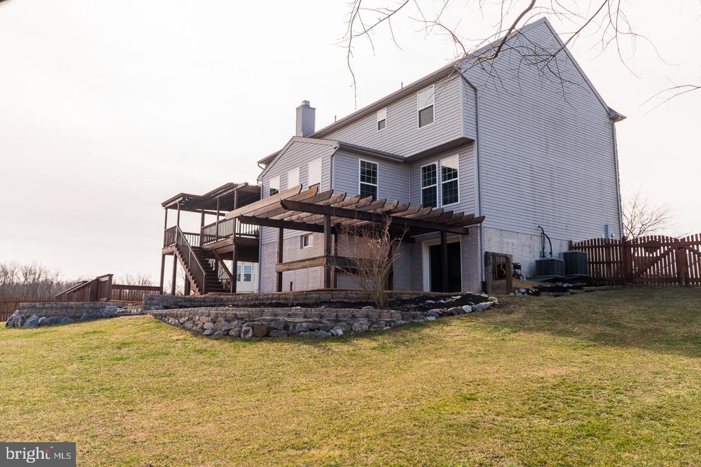 148 Contrail Dr, Kearneysville, WV 25430 - photo 1