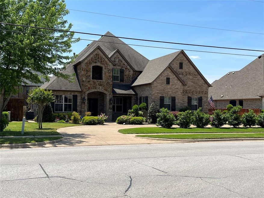 717 W Glade Rd, Hurst, TX 76054 - photo 1