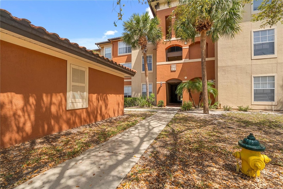 5572 Metrowest Blvd unit 110, Orlando, FL 32811 - photo 1