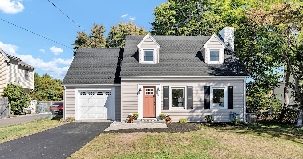 31 E Broad St, Plainville, CT 06062 - photo 1