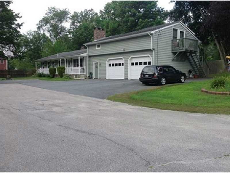 4 Oakdale St, Smithfield, RI 02917 - photo 1