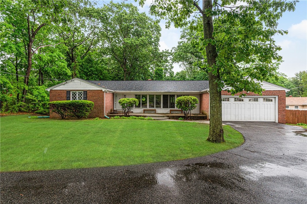 101 Main Ave, Warwick, RI 02886 - photo 1