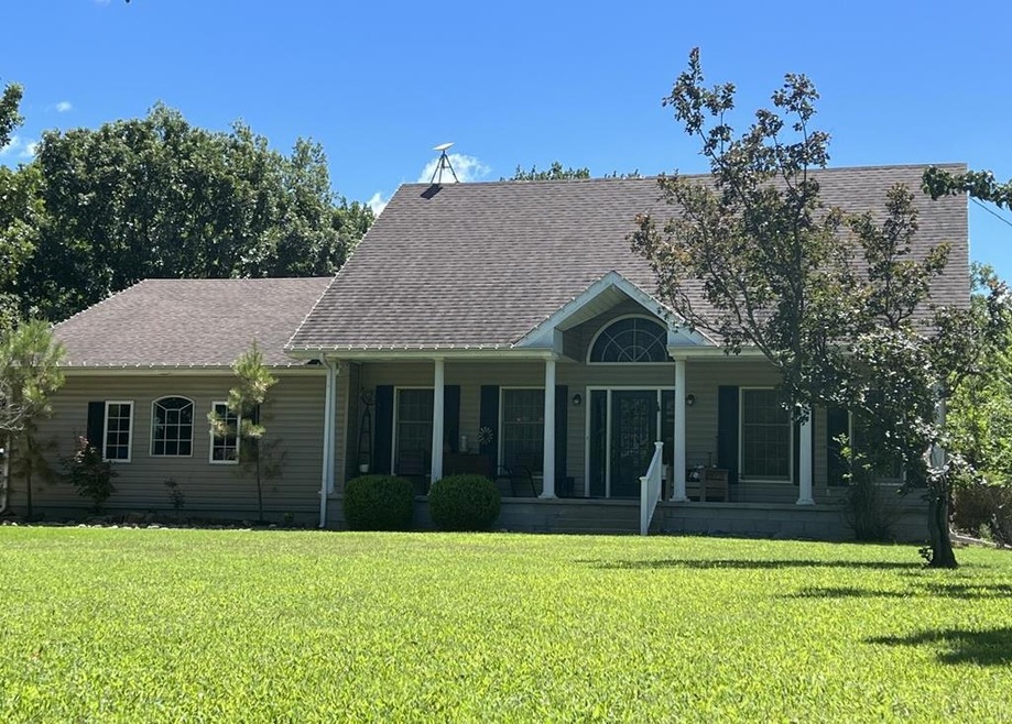 1569 20000 Rd, Parsons, KS 67357 - photo 1