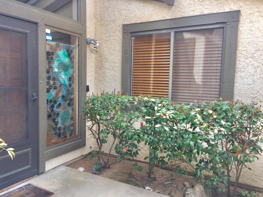 1453 Coyote Exterior Entry