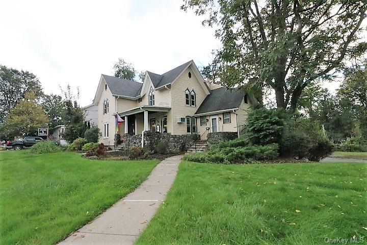 222 E Main St unit 2, Middletown, NY 10940 - photo 1