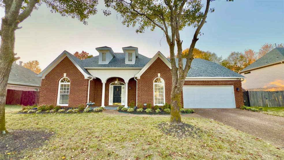 1387 Hunters Mill Trail, Collierville, TN 38017 - photo 1