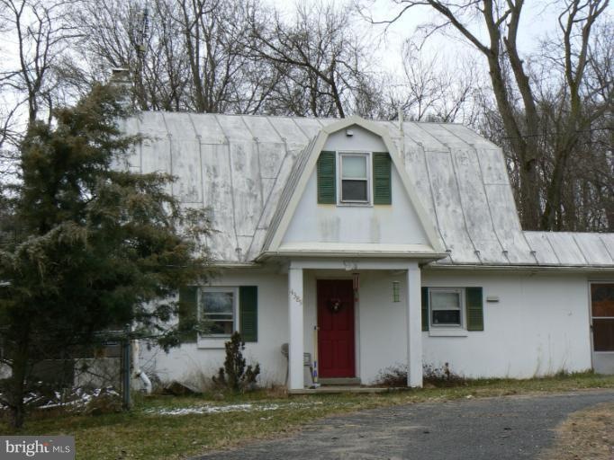 4389 Kearneysville Pike, Kearneysville, WV 25430 - photo 1