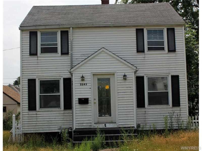 Exterior Front.