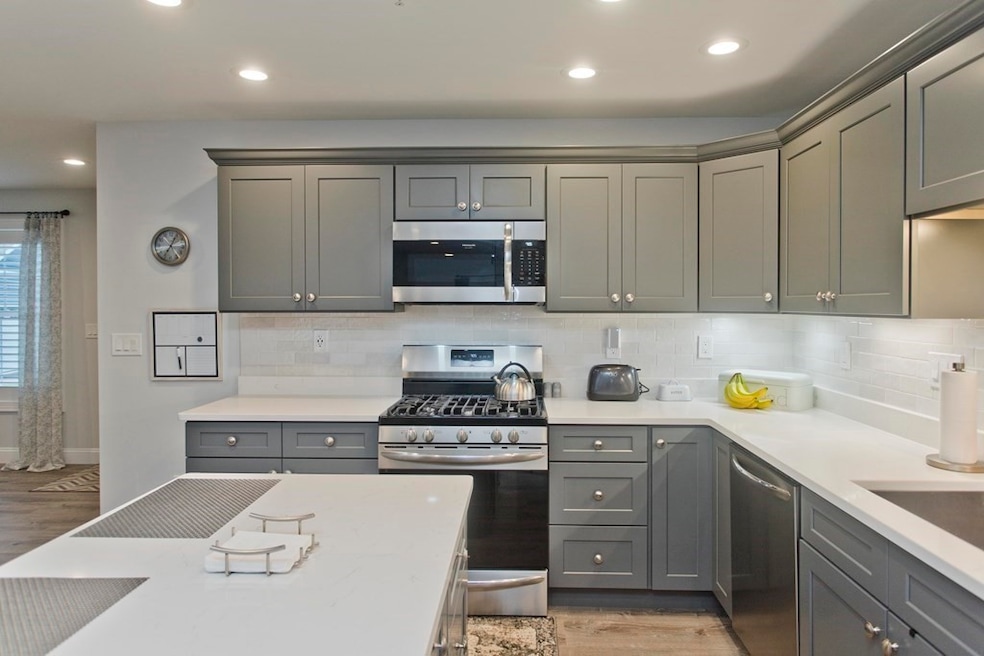 2 Sabrina Way unit A, Agawam, MA 01001 - photo 1