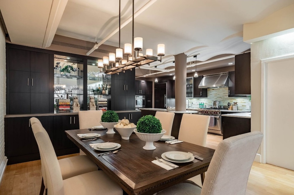 Sold $2,800,000 • Co-Listing Agent