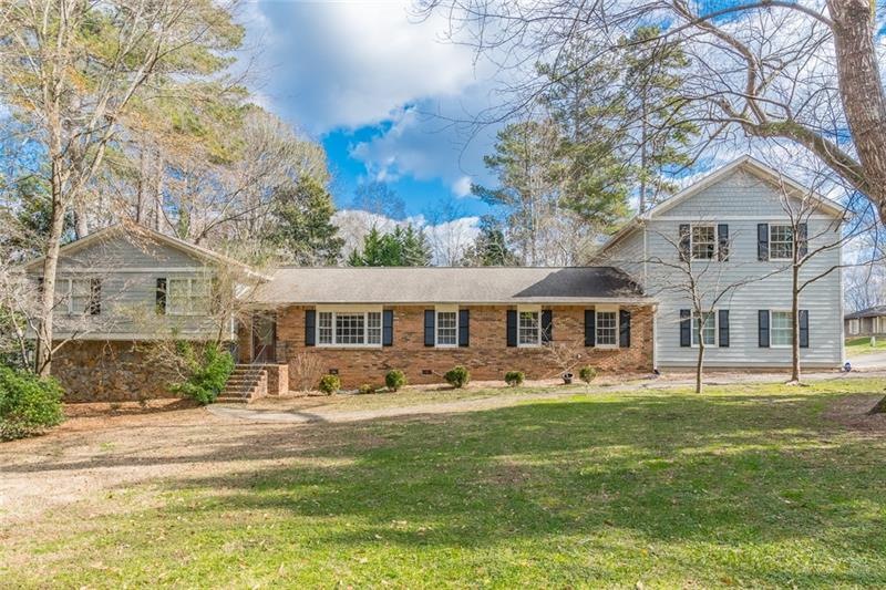 3301 Gulfstream Ln, Marietta, GA 30062 - photo 1