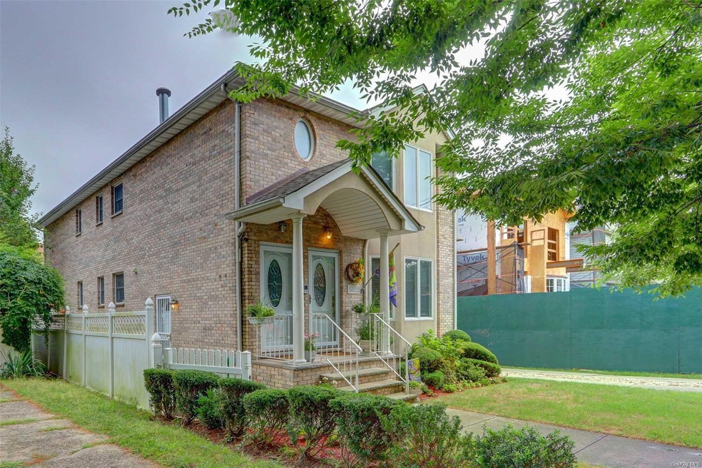 40-13 215th Place unit 1, Flushing, NY 11361 - photo 1