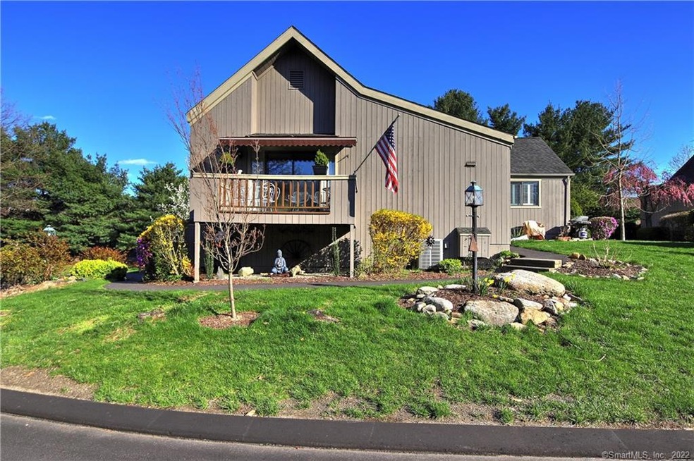 629 Onondaga Ln unit B, Stratford, CT 06614 - photo 1