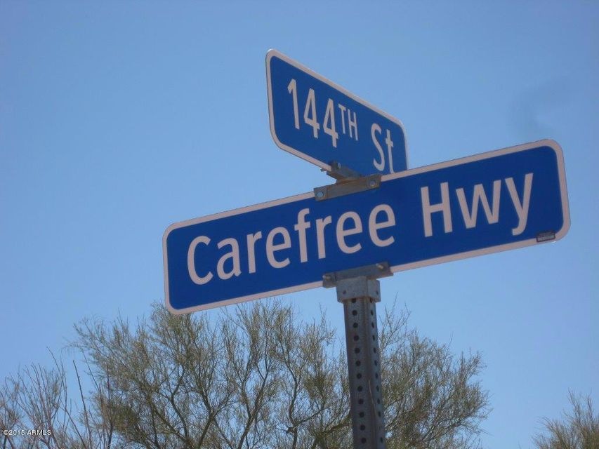 032CAREFREE