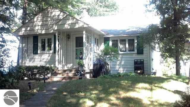 925 Crescent Ave, Au Gres, MI 48703 - photo 1