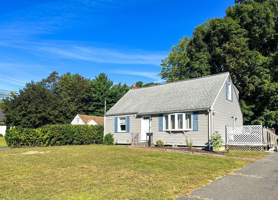 17 Dale Rd, Enfield, CT 06082 - photo 1