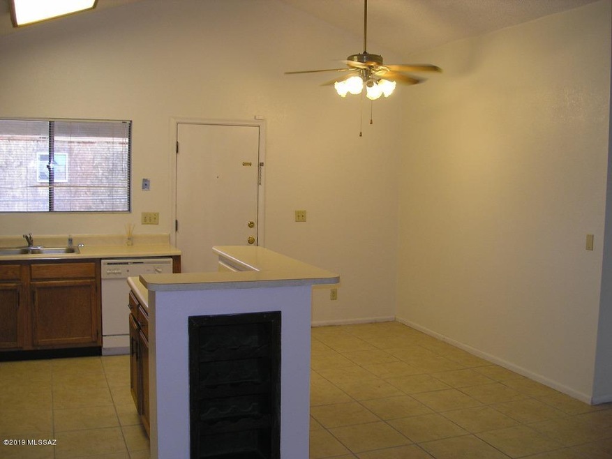 MLS DINING AREA 1