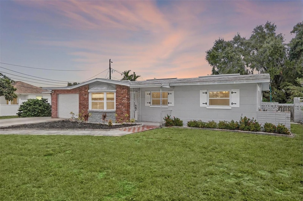 12361 114th St, Largo, FL 33778 - photo 1