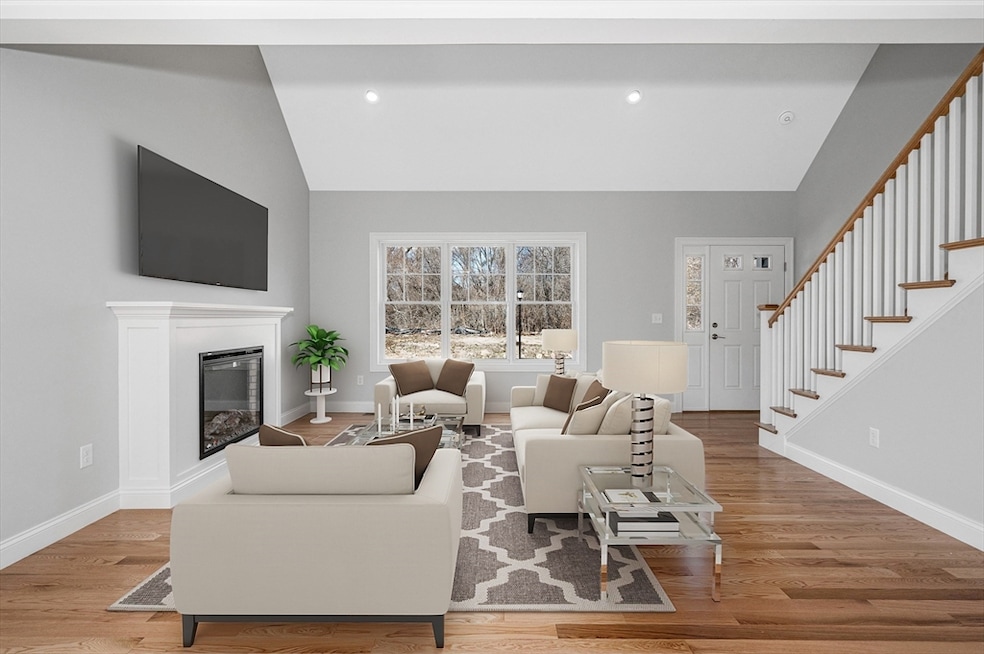 15 Louis Farm Rd unit 15, Dracut, MA 01826 - photo 1