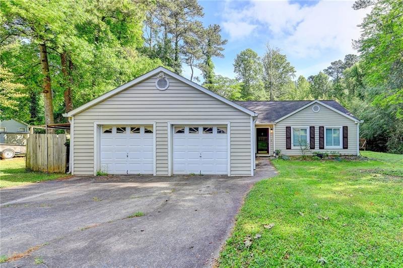 5809 Bay Pointe Sound NW, Acworth, GA 30101 - photo 1