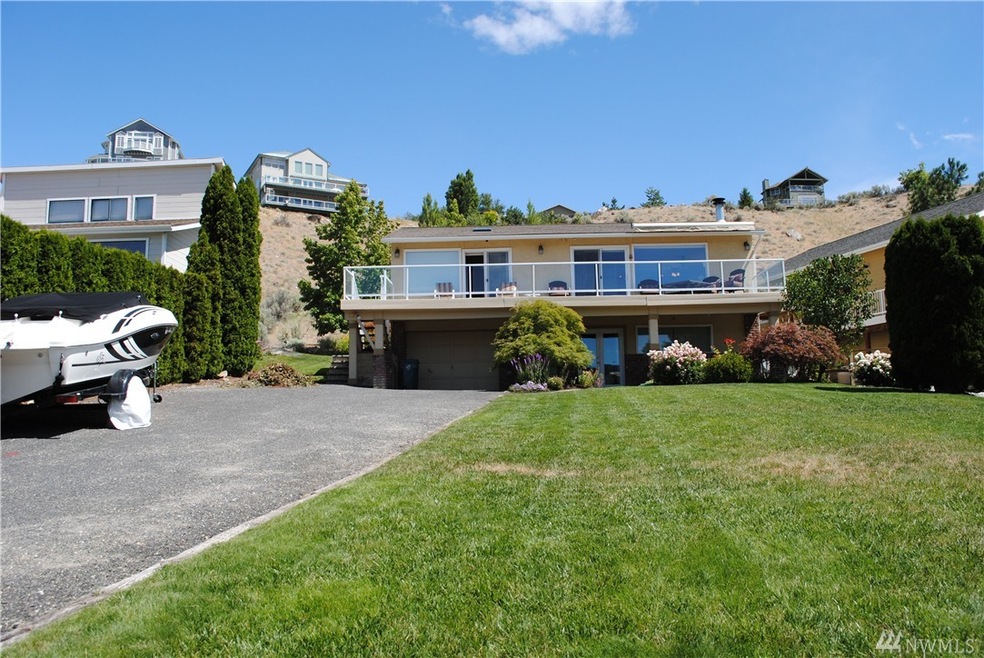 103 Stehekin Way, Chelan, WA 98816 - photo 1