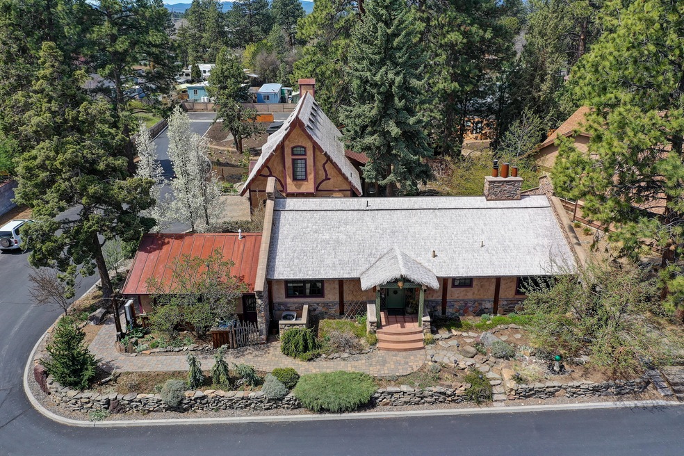 61283 Ring Bearer Ct, Bend, OR 97702 - photo 1