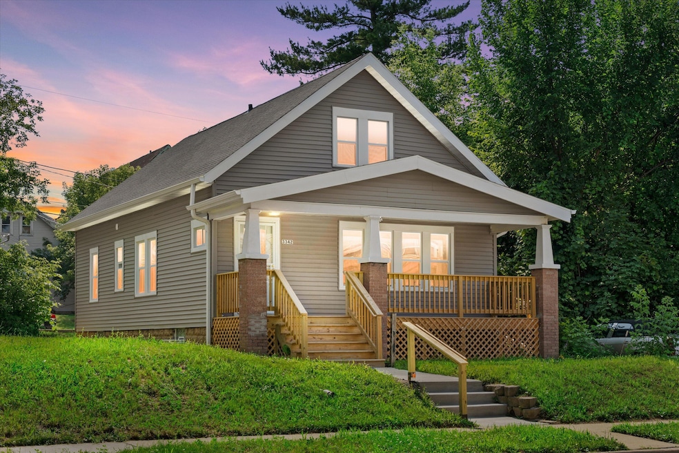 3342 N 24th St, Milwaukee, WI 53206 - photo 1