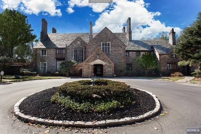 1 Byrne Ln unit 1, Tenafly, NJ 07670 - photo 1