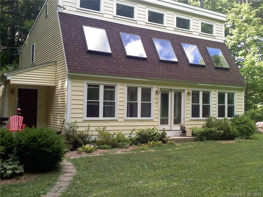 1605 Great Hill Rd, Guilford, CT 06437 - photo 1