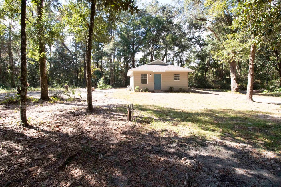 16 Deloriss Dr, Crawfordville, FL 32327 - photo 1