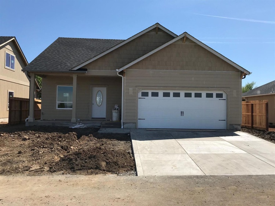 7556 Christie Way, White City, OR 97503 - photo 1