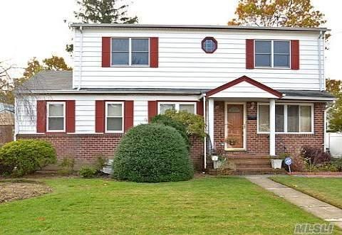 41 Dolores Place, Malverne, NY 11565 - photo 1