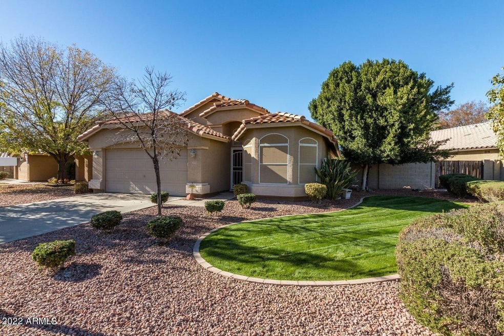 3970 E Douglas Loop, Gilbert, AZ 85234 - photo 1