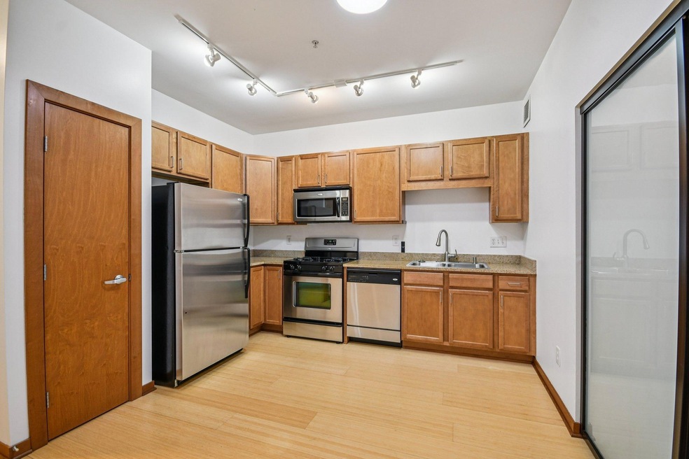 15 E Franklin Ave unit 224, Minneapolis, MN 55404 - photo 1