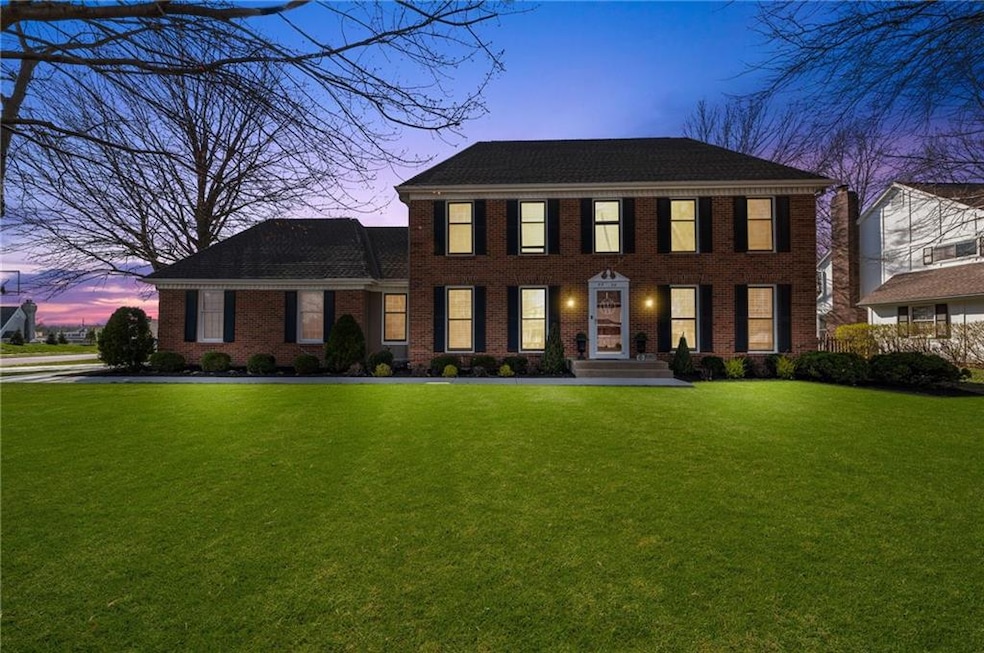 8526 Gillette St, Lenexa, KS 66215 - photo 1