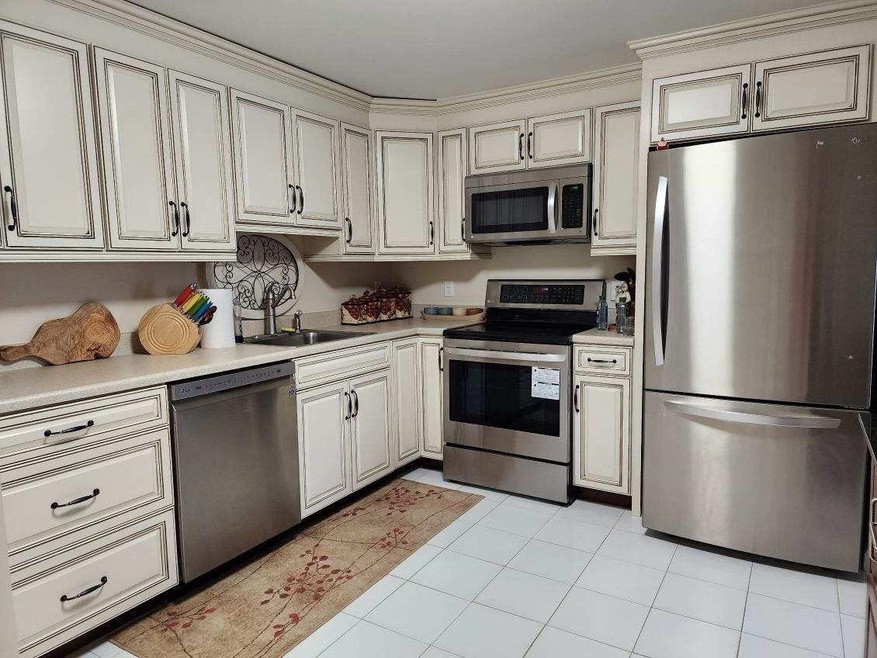 19 Kimberly Dr unit 12, Merrimack, NH 03054 - photo 1