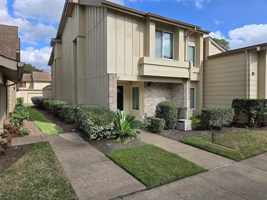 2826 Westchase Dr. #31