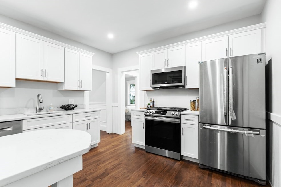 38 Robeson St unit 2, Jamaica Plain, MA 02130 - photo 1