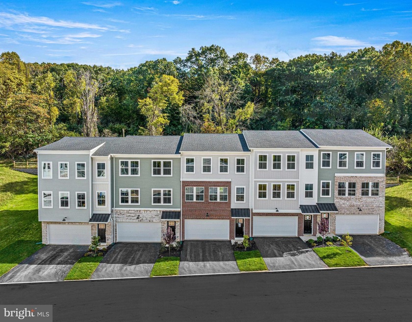 37 Four Leaf Dr, Exton, PA 19341 - photo 1