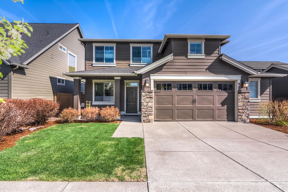 20874 Golden Gate Place, Bend, OR 97702 - photo 1