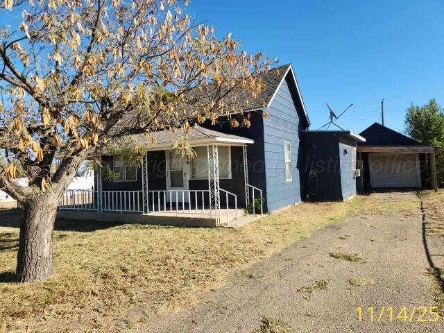 520 N Perry St, Pampa, TX 79065 - photo 1
