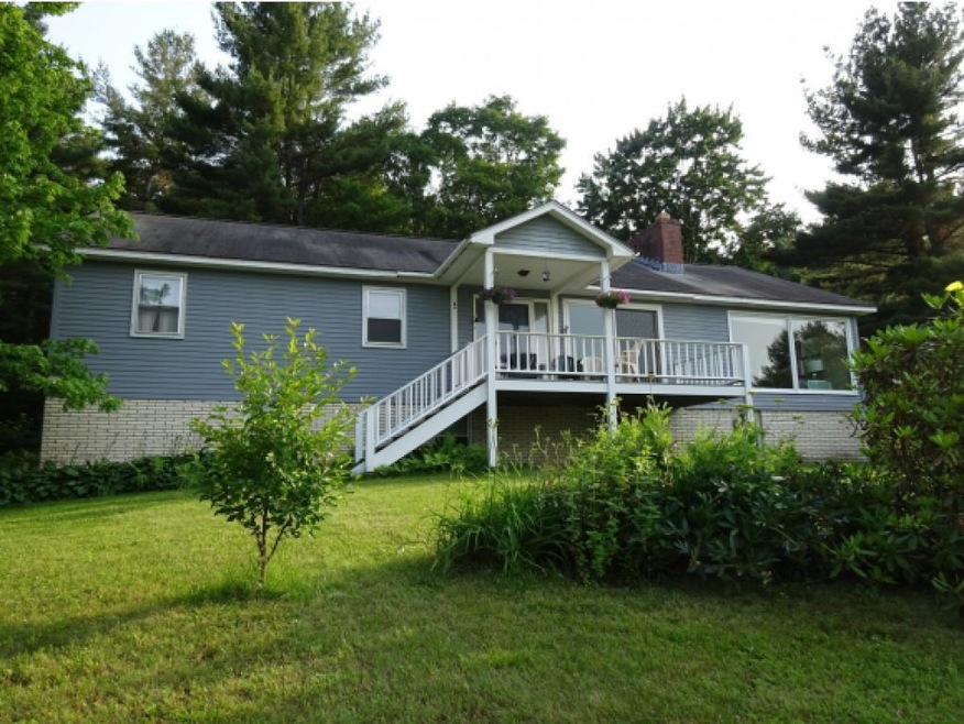 112 Dutil Ln, Richmond, VT 05477 - photo 1