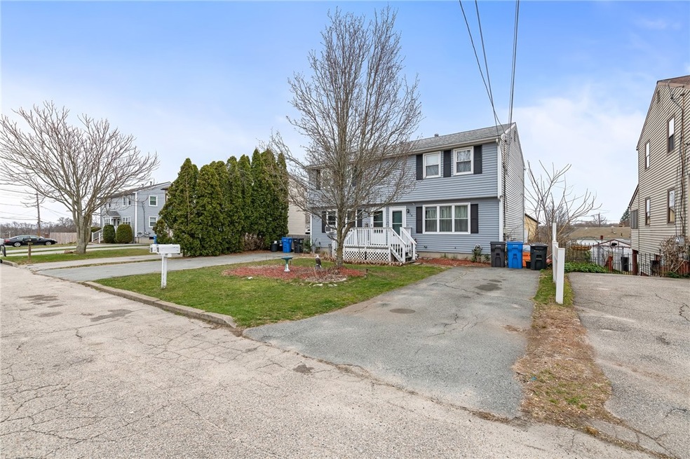 16 Pavilion Ct, Cranston, RI 02920 - photo 1