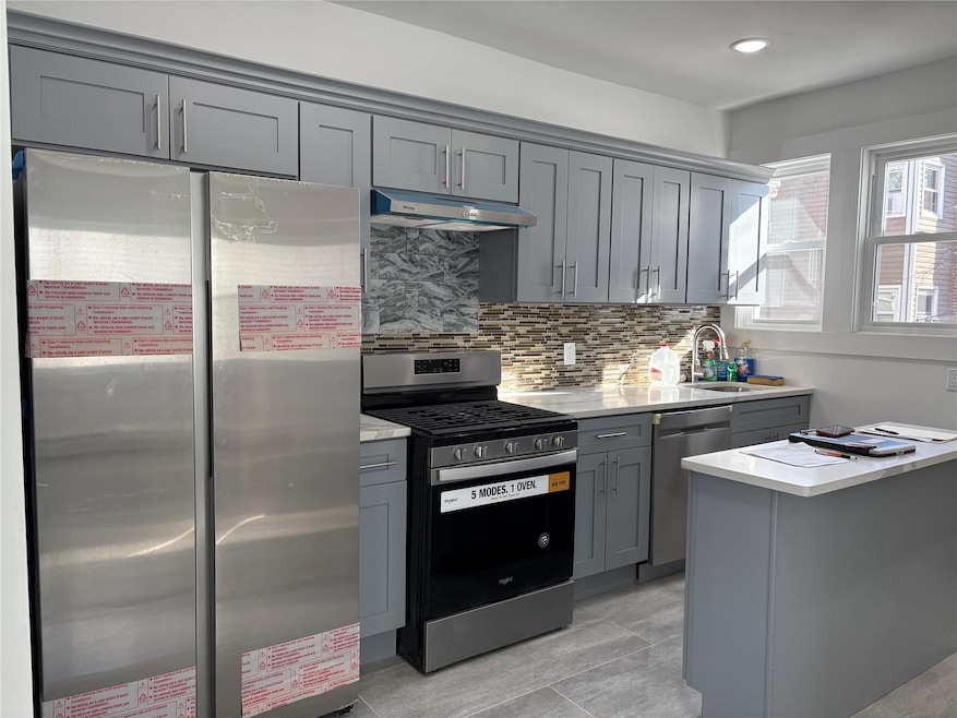 Sold $689,000