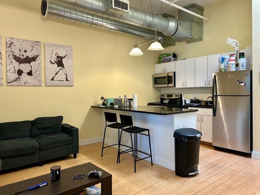 37 Temple Place unit 503, Boston, MA 02111 - photo 1