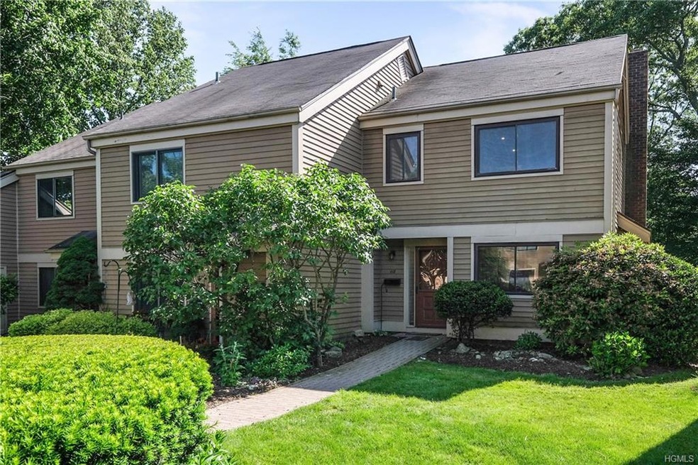 118 Brush Hollow Crescent, Rye Brook, NY 10573 - photo 1