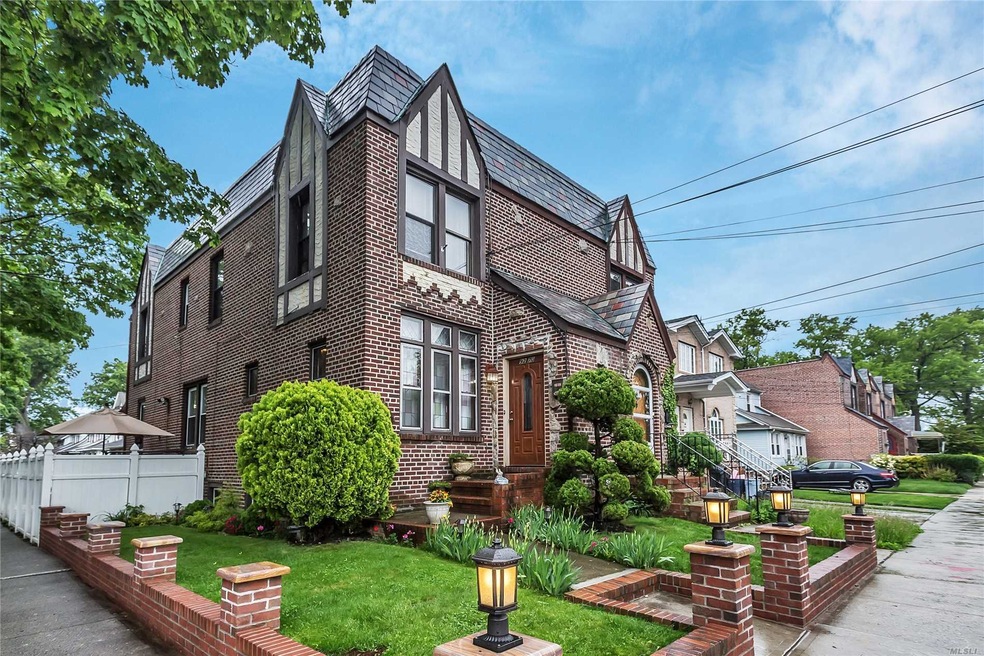 92-70 240th St, Bellerose, NY 11426 - photo 1