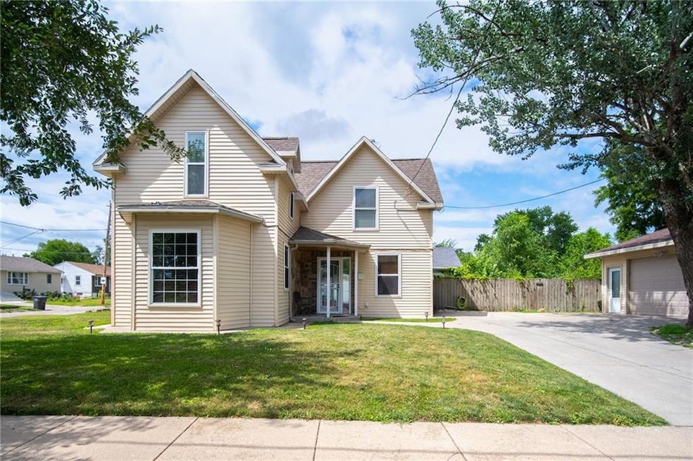 2228 Maple St, Des Moines, IA 50317 - photo 1